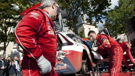 L'assistance de Citroën s'active à Mulhouse (SEBASTIEN BOZON / AFP)