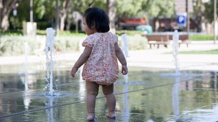 Une Australienne de 5 ans, atteinte de la maladie d'Addison, va recevoir un traitement pour réguler les troubles hormonaux dont elle souffre. (LECA / AFP)