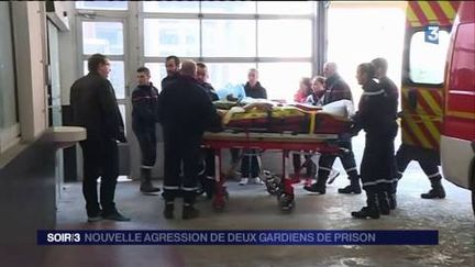 Nouvelle agression de deux gardiens de prison