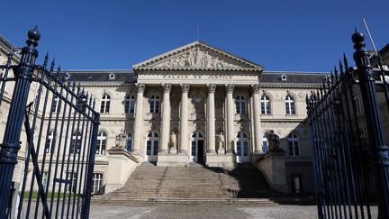 Le palais de justice d'Amiens, dans la Somme, en ao&ucirc;t 2012. (THOMAS SAMSON / AFP)