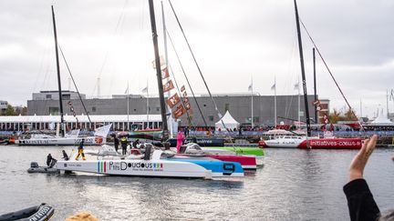 Des participants à la Transat Jacques Vabre, en 2021 au Havre. (TOM GRIMBERT / HANS LUCAS)