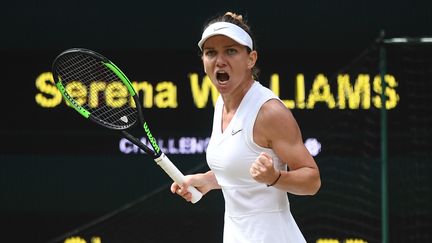 Simona Halep, samedi 13 juillet à Londres lors de la finale du tournoi de Wimbledon face à Serena Williams. (BEN STANSALL / AFP)