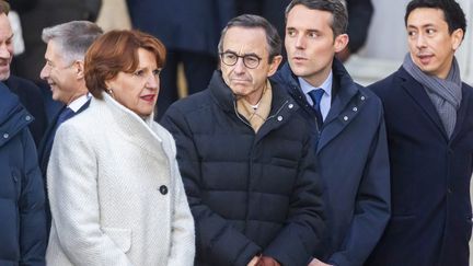 Les ministres démissionnaires LR Annie Genevard, Bruno Retailleau, Alexandre Portier et Othman Nasrou assistent à la passation de pouvoirs entre Michel Barnier et François Bayrou à Matignon, à Paris, le 13 décembre 2024. (VINCENT ISORE / MAXPPP)