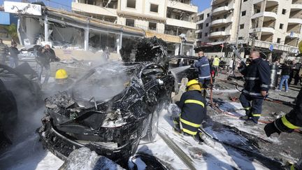 Au moins deux personnes ont &eacute;t&eacute; tu&eacute;es mercredi 19 f&eacute;vrier 2014 dans une explosion qui a retenti &agrave; proximit&eacute; d'un centre culturel iranien, dans le sud de Beyrouth (Liban). (HASAN SHAABAN / REUTERS)