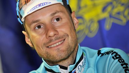 Le cycliste belge Tom Boonen &agrave; la rencontre de ses fans dans la ville de Balen (Belgique), le 21 avril 2012. (DAVID STOCKMAN / BELGA)