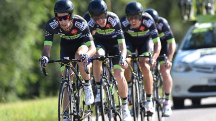 L'équipe Fortuneo Vital Concept d'Eduardo Sepulveda lors de la première étape du Tour de San Luis 2016.  (DE WAELE TIM / TDWSPORT SARL)