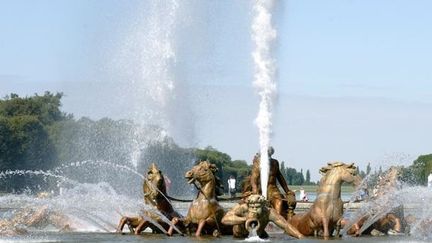 Les Grandes Eaux de Versailles émerveillent toujours autant les visiteurs et les fontainiers 
 (France 2 / Culturebox)