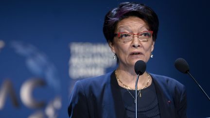 Mireille Ballestrazzi, alors pr&eacute;sidente d'Interpol, s'exprime lors d'un forum organis&eacute; le 8 juillet 2013 &agrave; Lyon (Rh&ocirc;ne). (PHILIPPE DESMAZES / AFP)