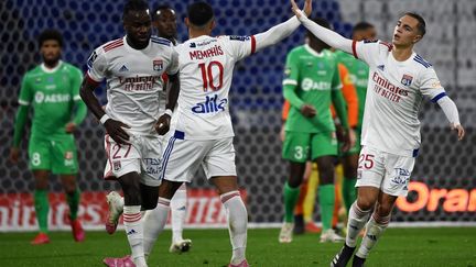 Ça plane pour Lyon. (JEAN-PHILIPPE KSIAZEK / AFP)