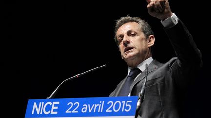 Le pr&eacute;sident de l'UMP&nbsp; Nicolas Sarkozy en meeting &agrave; Nice le 22 avril 2015. (JEAN CHRISTOPHE MAGNENET / AFP)