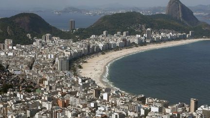 &nbsp; (Les quartiers résidentiels au bord de la plage de Copacabana sont parmi les plus recherchés © Maxppp)