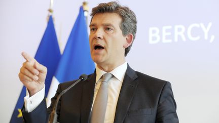 Arnaud Montebourg lors d'une conf&eacute;rence de presse sur l'avenir d'Alstom, &agrave; Paris, le 20 juin 2014. (ERIC PIERMONT / AFP)