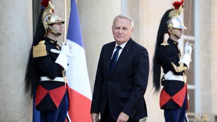 Le ministre des Affaires étrangèresn Jean-Marc Ayrault, à l'Elysée, le 30 août 2016. (STEPHANE DE SAKUTIN / AFP)