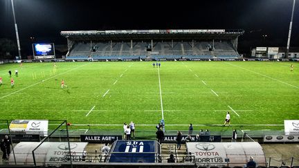 Le joueur d'Agen Baptiste Lafond a été mis en examen pour viol, vendredi 24 mars, et placé en détention provisoire. (THIERRY BRETON / AFP)