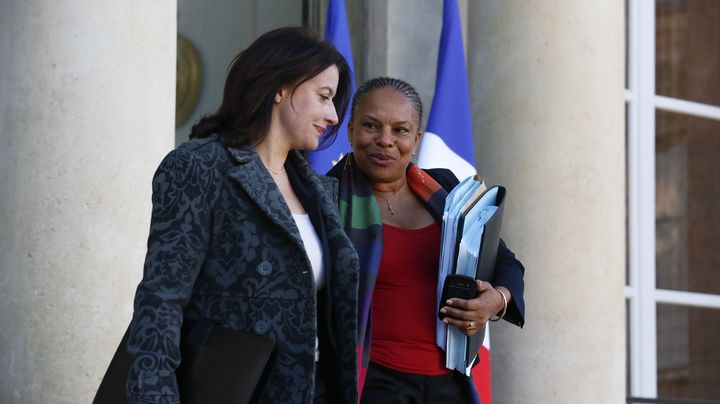 La ministre du Logement, C&eacute;cile Duflot (G), et celle de la Justice,&nbsp;Christiane Taubira, &agrave; l'Elys&eacute;e, le 13 novembre 2013. (BERNARD BISSON / JDD / SIPA)