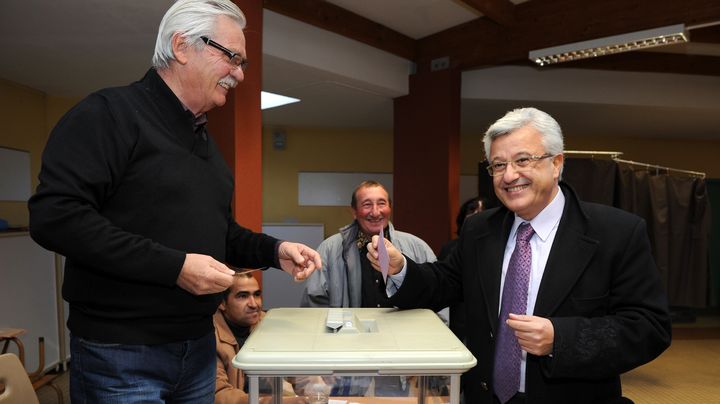 Elie Aboud, arriv&eacute; en t&ecirc;te du premier tour des l&eacute;gislatives partielles &agrave; B&eacute;ziers, le 9 d&eacute;cembre 2012.&nbsp; (PASCAL GUYOT / AFP)