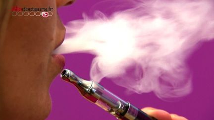 E cigarette fin du vapotage dans les lieux publics