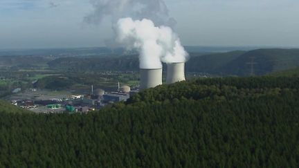 Nucléaire : la moitié des réacteurs étant à l’arrêt, aura-t-on suffisamment d’électricité cet hiver ?