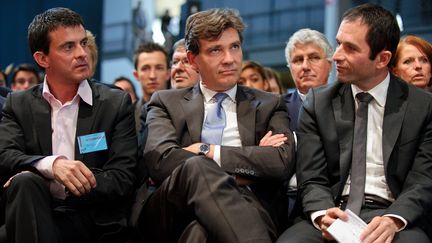 De gauche à droite, Manuel Valls, Arnaud Montebourg et Benoît Hamon, à la&nbsp;Convention nationale du Parti socialiste, le 28 mai 2011 à Paris.&nbsp; (MAXPPP)