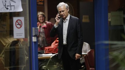 Georges Tron, le 15 novembre 2018, dans le tribunal de Bobigny (Seine-Saint-Denis). (GEOFFROY VAN DER HASSELT / AFP)