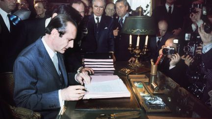 Jacques Chirac, lors de son installation à la mairie de Paris après son élection, le 25 mars 1977. (- / AFP)