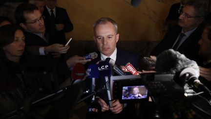 Le président de l'Assemblée nationale, François de Rugy, présente les nouvelles règles de frais de mandat, le 29 novembre 2017. (PATRICK KOVARIK / AFP)