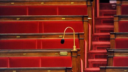 Chaque d&eacute;put&eacute; touche une indemnit&eacute; repr&eacute;sentative de frais de mandat de&nbsp;5 770 euros brut pour couvrir ses frais professionnels. (LIONEL BONAVENTURE / AFP)