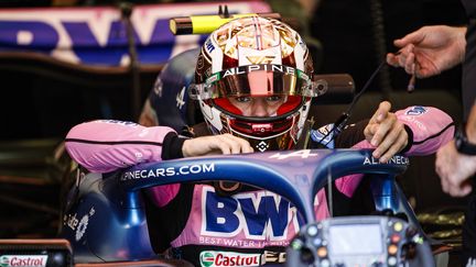 Pierre Gasly sous ses nouvelles couleurs d'Alpine lors des tests de pré-saison à Sakhir, samedi 25 février. (XAVI BONILLA / AFP)