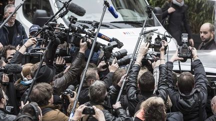 Arrivée de Jérôme Ferrari chez Drouant, pour y recevoir le Goncourt 2012
 (ALIX WILLIAM/SIPA)