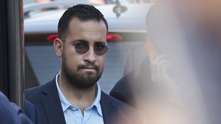 Affaire Benalla : l'ancien chargé de mission accuse