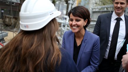 La ministre des Droits des femmes, Najat Vallaud-Belkacem, en visite &agrave; Pantin (Seine-Saint-Denis) le 4 avril 2014. (KENZO TRIBOUILLARD / AFP)