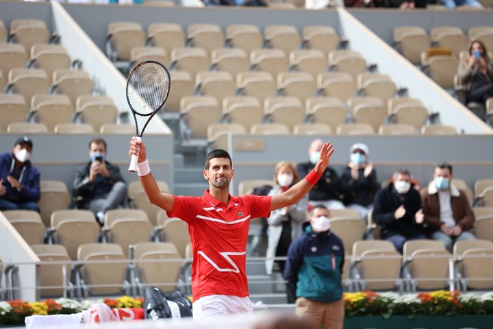 Novak Djokovic, tout sourire, a remporté son deuxième titre à Roland-Garros