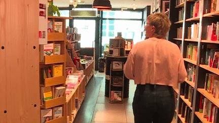 Livres : bientôt des frais de port à 3 euros pour soutenir les libraires (France 3)