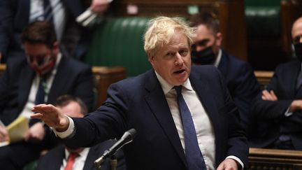 Le Premier ministre britannique, Boris Johnson, s'exprime au Parlement, à Londres, le 15 décembre 2021. (JESSICA TAYLOR / AFP)