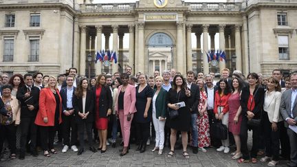 Les membres de la Nupes deux jours après les élections législatives en juin (JULIEN DE ROSA / AFP)