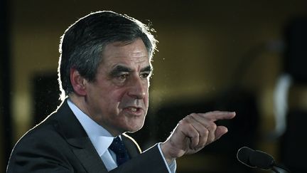 Affaire Penelope Fillon : François Fillon dénonce un "coup d'État institutionnel"