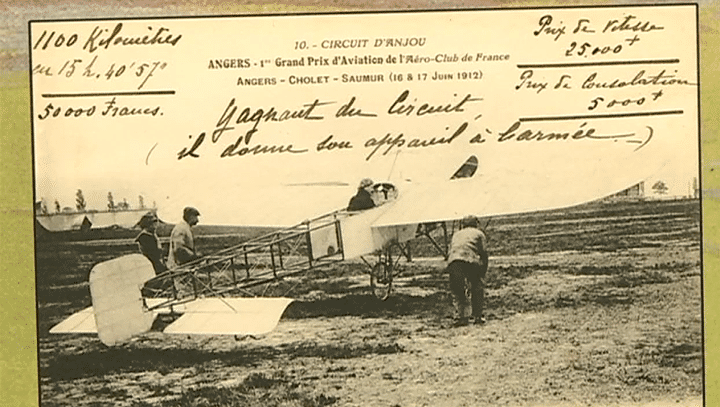 Cartes postales, photos...de nombreux documents d'époque retracent la trajectoire de Roland Garros.
 (capture d&#039;écran France 3)