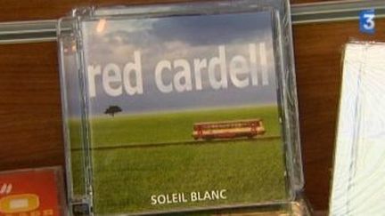 Soleil Blanc, le nouvel album de Red Cardell
 (Culturebox)