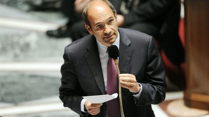 Eric Woerth, le ministre du travail, à l'Assemblée, le 31 mai 2010. (AFP/FRED DUFOUR)