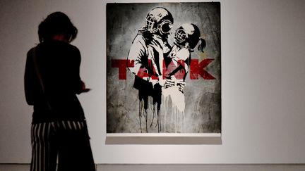 L'oeuvre "Think Tank" de Banksy, partie de l'exposition "Guerre, capitalisme et liberté" à Rome.
 (VINCENZO PINTO / AFP)