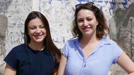 Ophélie (à gauche) et Eleonore à Jaipur : "On est très proches, on a la même façon de penser. Travailler toutes les deux, ça nous a aidées" (Photo Emmanuel Langlois)