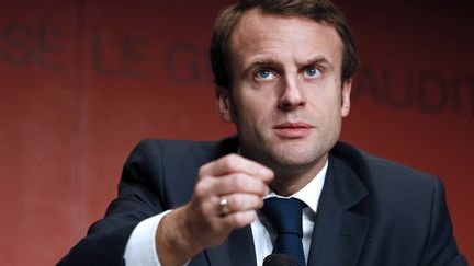 Le ministre de l'Economie Emmanuel Macron, le 5 d&eacute;cembre 2014. (PATRICK KOVARIK / AFP)