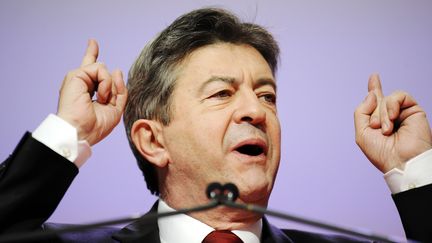 Jean-Luc M&eacute;lenchon d&eacute;livre un discours lors du 3e congr&egrave;s du Parti de Gauche, le 24 mars 2013 &agrave; Bordeaux.&nbsp; (JEAN-PIERRE MULLER / AFP)