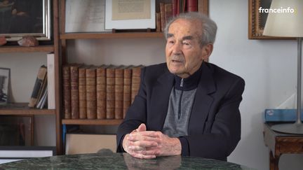 Robert Badinter,&nbsp;ancien&nbsp;garde des Sceaux, en avril 2022. (FRANCEINFO / RADIO FRANCE)