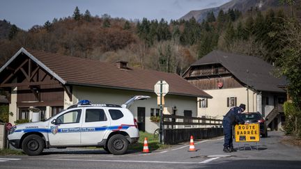 En tout, entre 200 et 300 élèves ont été amenés à fréquenter l'institutrice et mère de famille tout au long de sa carrière.