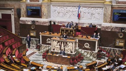 Un débat sur le génocide des Ouïghours en Chine, à l'Assemblée nationale, à Paris, le 20 janvier 2022.&nbsp; (VICTOR BONILLA / HANS LUCAS / AFP)