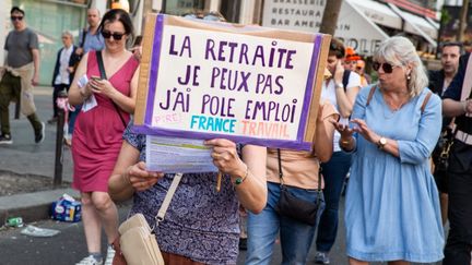 Une manifestation contre la réforme des retraites à Paris, le 6 juin 2023. (VALERIE DUBOIS / HANS LUCAS / AFP)