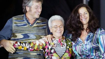 Viittorio, Rosita et Angela Missoni lors de la fashion week à Milan, octobre 2003
 (PAOLO COCCO / AFP)