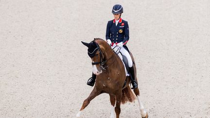 Equitation : triple championne olympique, la Britannique Charlotte Dujardin suspendue un an pour avoir fouetté 