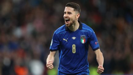 Jorginho après la victoire de l'Italie aux tirs au but face à l'Espagne, en demi-finale de l'Euro 2021, le 6 juillet à&nbsp;Londres (CARL RECINE / AFP)